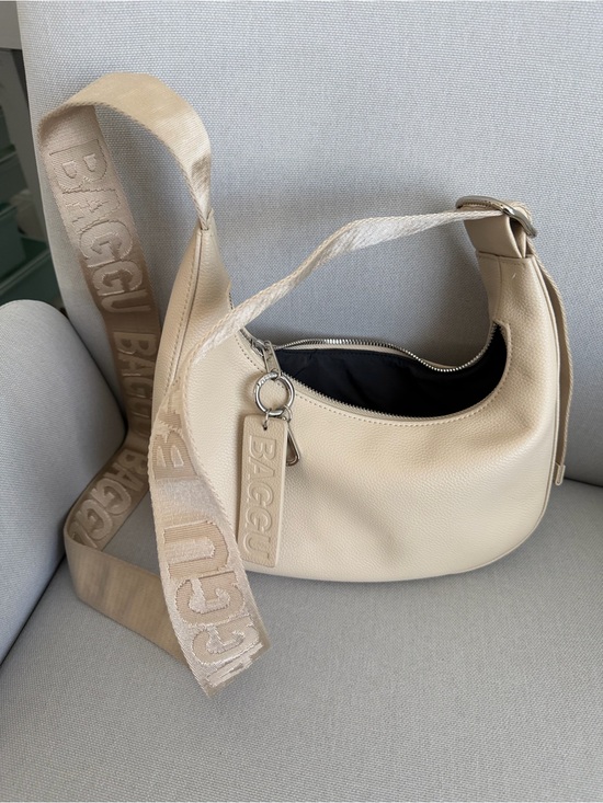 BAGGU Handbags - Baggu small leather crescent bag in stone